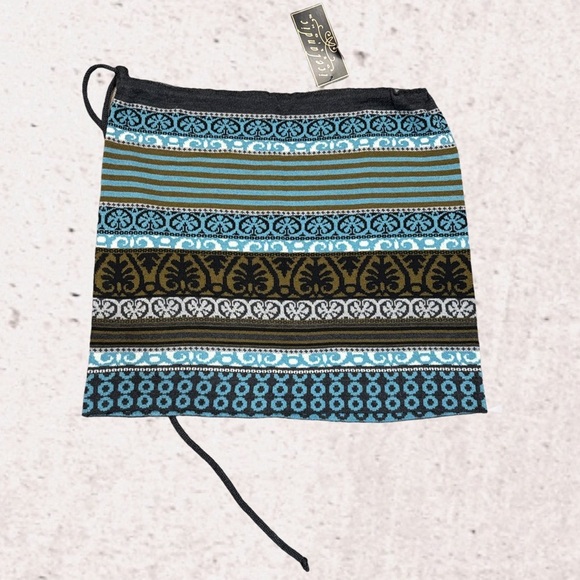 Blue and Black Pencil Skirt with Adjustable Fit - Picture 2 of 4